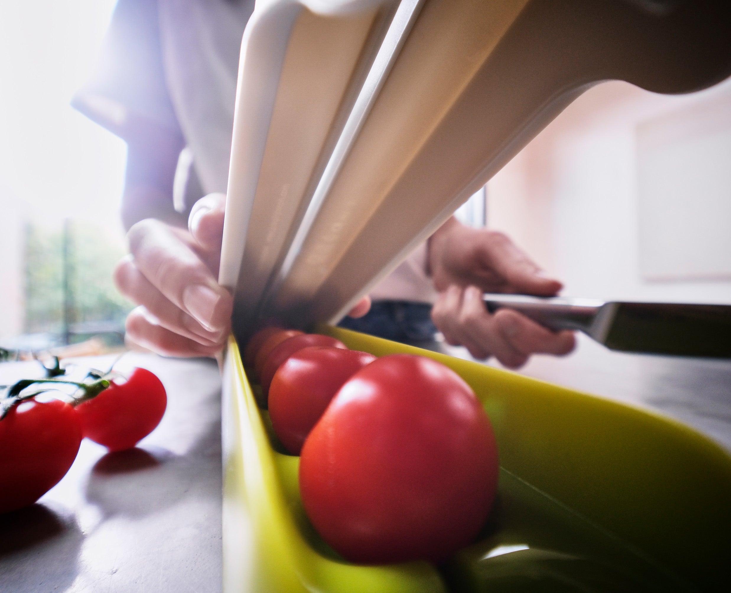 Прилад для нарізання харчових продуктів Halve-It Joseph Joseph 1000063