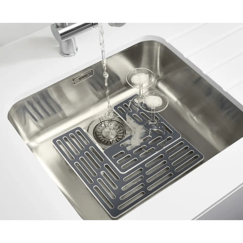 Регулируемый коврик для раковины Sink Saver™ 85037 - Органайзеры для раковины