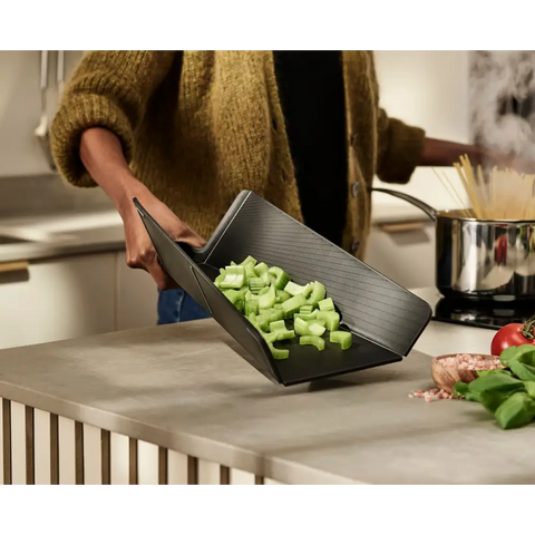 Складная разделочная доска Chop2Pot™ Plus Black 60205 - Разделочные Доски И Наборы